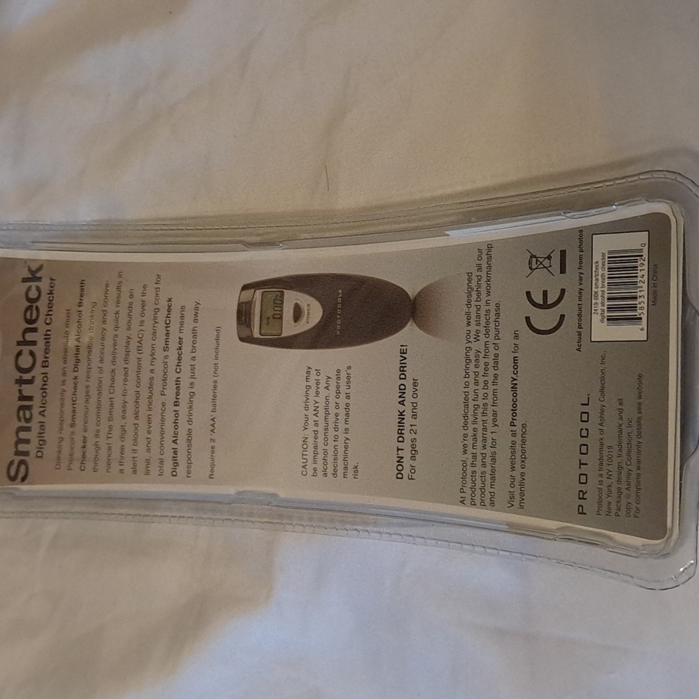Protocol SmartCheck Digital Alcohol Breath Checker - Picture 2 of 2